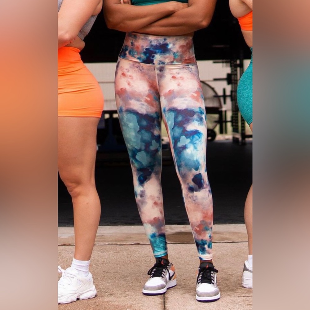 Fleo Icon's Tie Dye Leggings